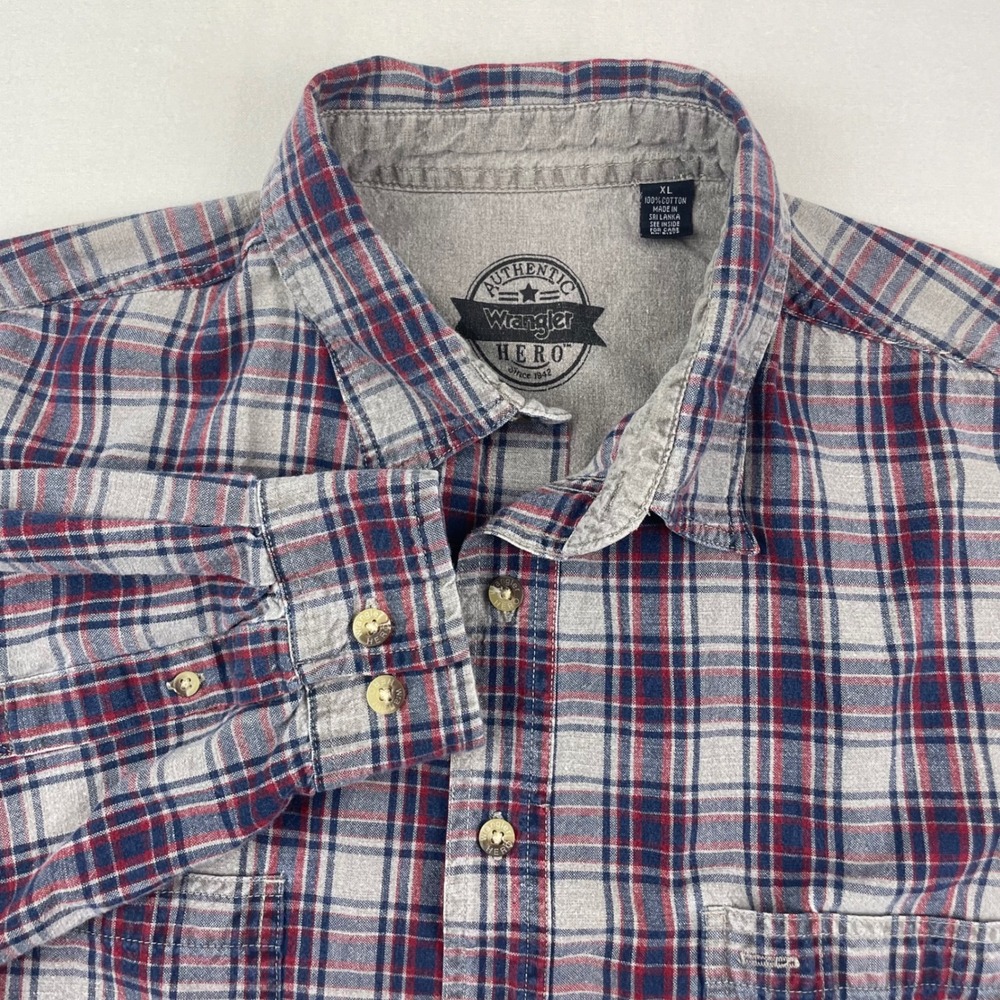 Wrangler Hero Mens XL Long Sleeve Plaid Button Down Shirt Blue Red Cotton 0346